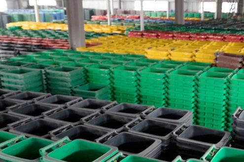 Outdoor Big Plastic Garbage Bin 1 Outdoor Big Plastic Garbage Bin 1